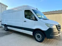 Begagnad Mercedes Sprinter Progressive 2021 Vit Van
