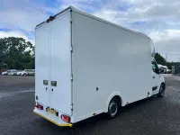 Used Renault Master 143 HP (105 kW) 2023 White MPV