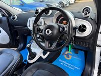 Used Smart ForFour Premium 71 HP (52 kW) 2015 Black Hatchback