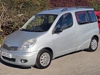 Used Toyota Yaris 2003 Silver Hatchback