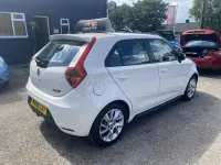 Used MG MG3 106 HP (77 kW) 2016 White Hatchback