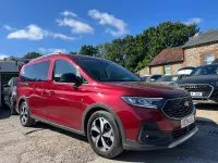 Used Ford Tourneo Connect Active 122 HP (89 kW) 2025 Red MPV