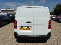 Second-hand Peugeot Expert Premium 2023 Alb Van