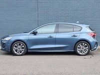 Usado Ford Focus ST-Line 125 CV (91 kW) 2023 Azul Utilitario