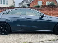 Usado Mercedes E220 AMG line 177 CV (130 kW) 2014 Gris Coupe