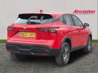 Used Nissan Qashqai Acenta Premium 155 HP (114 kW) 2023 Red SUV