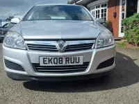 Usado Vauxhall Astra 115 HP (84 kW) 2008 Prateado Citadino