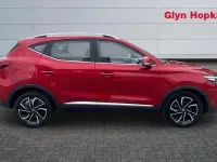 Used MG ZS Exclusive 106 HP (77 kW) 2022 Red SUV