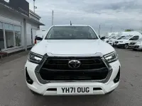Second-hand Toyota HiLux 2021 Alb Pickup