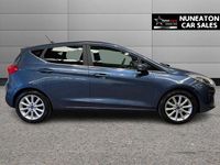 Usado Ford Fiesta Titanium 100 HP (73 kW) 2020 Azul Citadino
