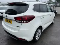 Used Kia Carens 2018 White MPV