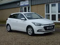 Used Hyundai i20 SE 84 HP (61 kW) 2018 White Hatchback
