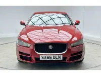 Used Jaguar XE SE 197 HP (144 kW) 2016 Red Sedan