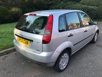 Used Ford Fiesta 68 HP (50 kW) 2003 Silver Hatchback