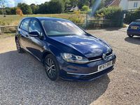 Used VW Golf VII SE 115 HP (84 kW) 2017 Blue Hatchback
