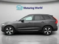 Usado Volvo XC60 Plus 350 CV (257 kW) 2023 Gris SUV