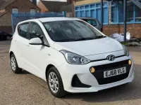 Used Hyundai i10 SE 67 HP (49 kW) 2018 White Hatchback