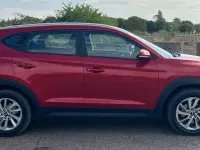 Used Hyundai Tucson SE 185 HP (136 kW) 2016 Red SUV