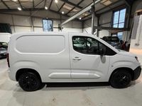 Used Citroën Berlingo 130 HP (95 kW) 2022 White MPV