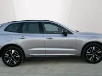 Used Volvo XC60 Plus 250 HP (183 kW) 2025 Silver SUV