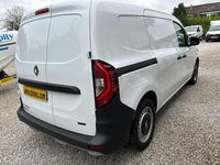 New Renault Kangoo 89 kW (122 HP) 2025 White MPV