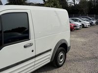 Used Ford Transit Connect 75 HP (55 kW) 2006 White MPV