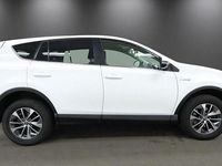 Used Toyota RAV4 197 HP (144 kW) 2018 White SUV