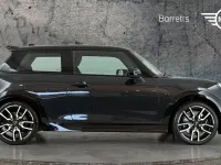Usado Mini Cooper Hatch 113 kW (154 HP) 2025 Cinzento Citadino