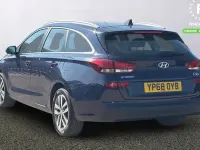 Used Hyundai i30 SE 140 HP (102 kW) 2018 Blue Estate