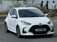 Used Toyota Yaris 116 HP (85 kW) 2021 White Hatchback
