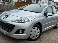 Used Peugeot 207 Active 95 HP (69 kW) 2011 Silver Hatchback