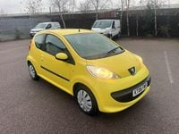 Used Peugeot 107 68 HP (50 kW) 2006 Yellow Hatchback