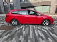Used Vauxhall Astra Design Edition 110 HP (80 kW) 2015 Red Estate