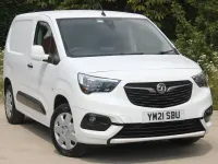 Used Vauxhall Combo Sportive 100 HP (73 kW) 2021 White MPV