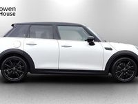 Used Mini Cooper Exclusive 136 HP (100 kW) 2023 White Hatchback