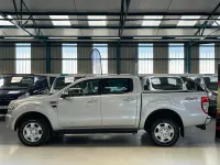 Begagnad Ford Ranger Limited 200 HK (147 kW) 2016 Silver Pickup