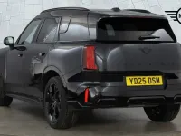 Used Mini Countryman Sport 168 HP (123 kW) 2025 Black SUV