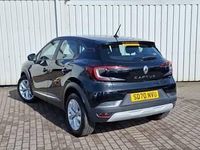 Usado Renault Captur Play 100 HP (73 kW) 2020 Preto SUV