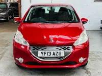 Used Peugeot 208 Active 68 HP (50 kW) 2013 Red Hatchback