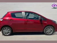 Used Toyota Yaris 100 HP (73 kW) 2018 Red Hatchback