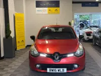 Used Renault Clio Dynamique 90 HP (66 kW) 2016 Red Hatchback