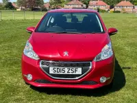 Używany Peugeot 208 Active 2015 Czerwony Hatchback