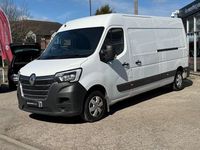 Used Renault Master Business 135 HP (99 kW) 2023 White MPV