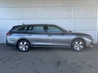 Ny VW Passat Life 2025 Grå Kombi