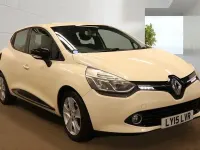 Used Renault Clio Dynamique 75 HP (55 kW) 2015 Cream Hatchback