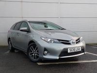 Used Toyota Auris Hybrid 136 HP (100 kW) 2015 Grey Estate