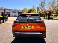 Używany Peugeot 2008 Allure+ 100 KM (73 kW) 2022 Pomarańczowy SUV