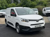 Used Toyota Proace Active 120 HP (88 kW) 2023 White MPV