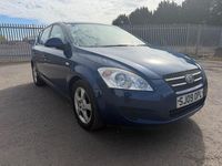 Używany Kia Ceed 2009 Niebieski Hatchback