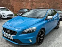 Used Volvo V40 R-Design 190 HP (139 kW) 2016 Blue Hatchback